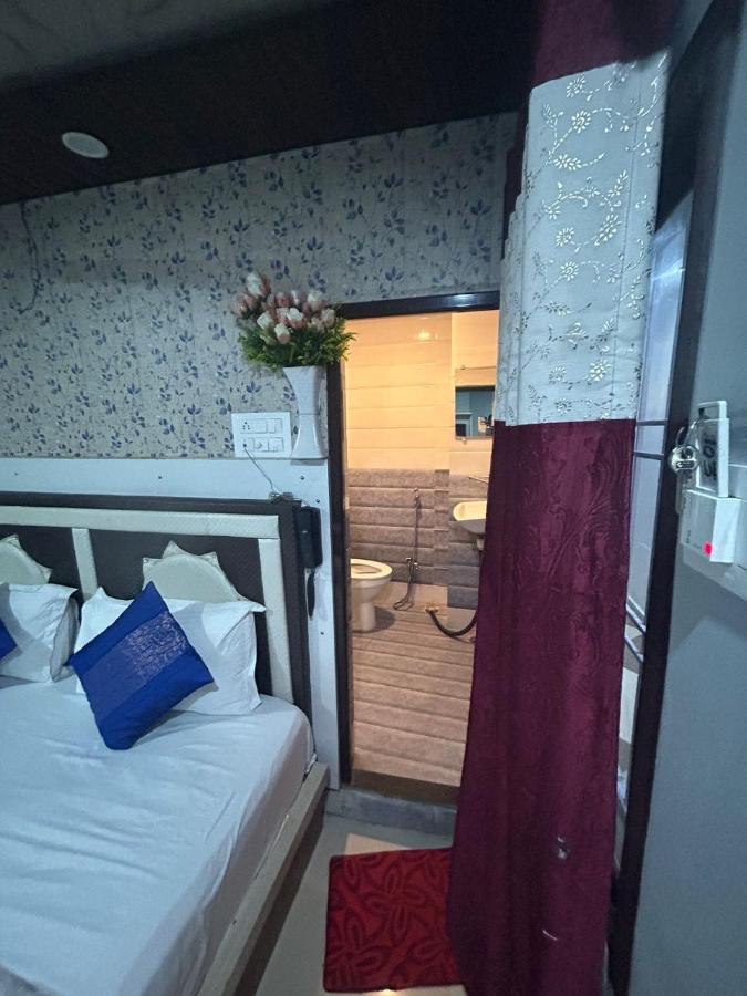 Hotel Ankit Near Assi Ghat فاراناسي المظهر الخارجي الصورة