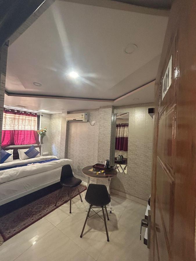 Hotel Ankit Near Assi Ghat فاراناسي المظهر الخارجي الصورة
